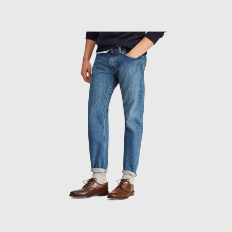 A Hampton Relaxed Straight Jean