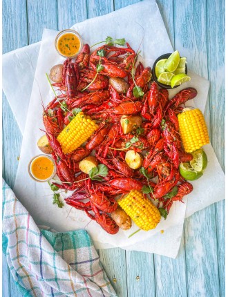 Crawfish with cajun sauce