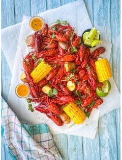 Crawfish with cajun sauce